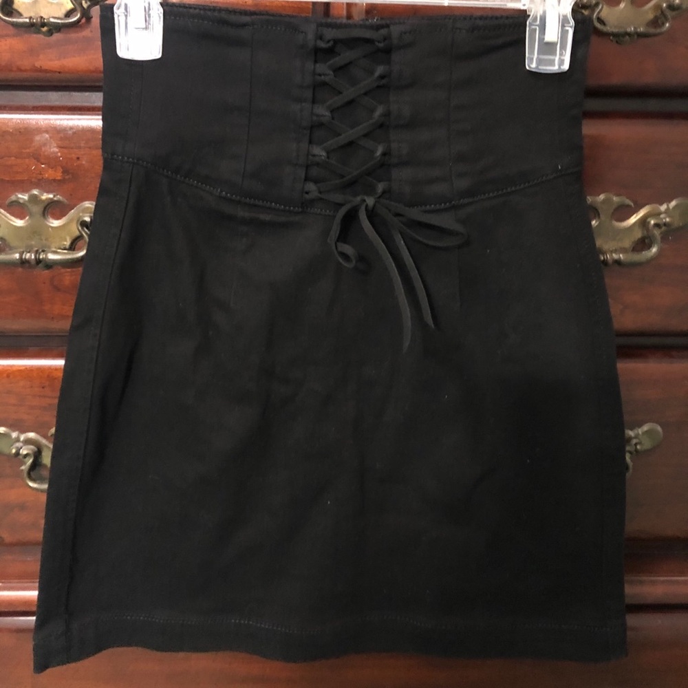 Express black mini skirt